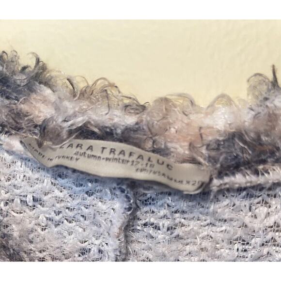 Zara Womens Oversized Fuzzy Knubby Cropped Sweater Animal Print Sz Medium - Picture 3 of 9